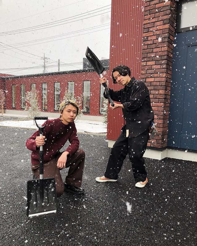 本日の天気予報が雪なので融雪剤をまきました 公式 高崎市の美容室hearty ハーティー