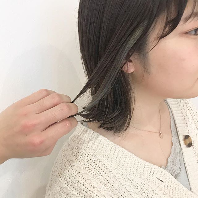 アッシュグレーのpointcolor 公式 高崎市の美容室hearty ハーティー