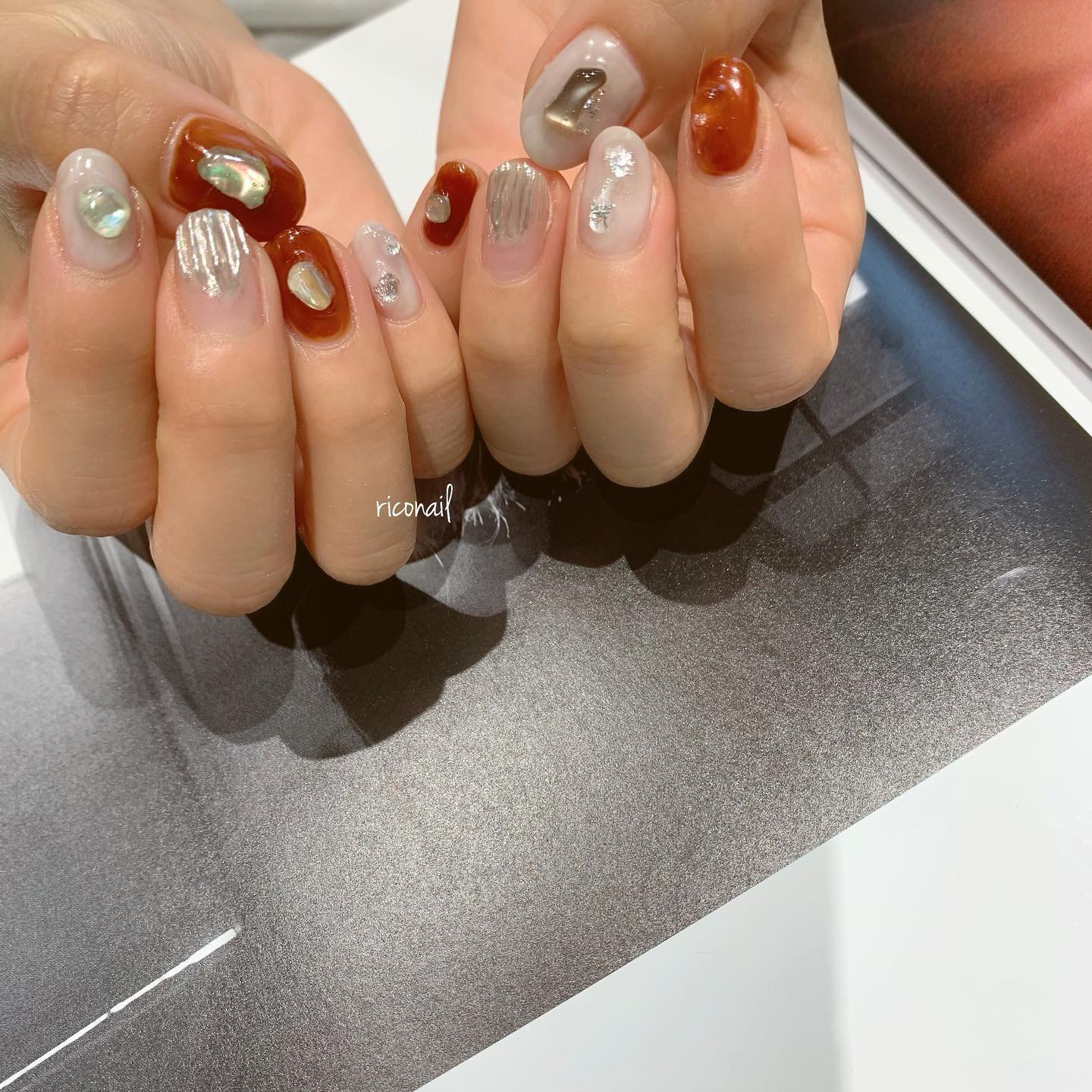 凸凹ネイル 公式 高崎市の美容室hearty ハーティー