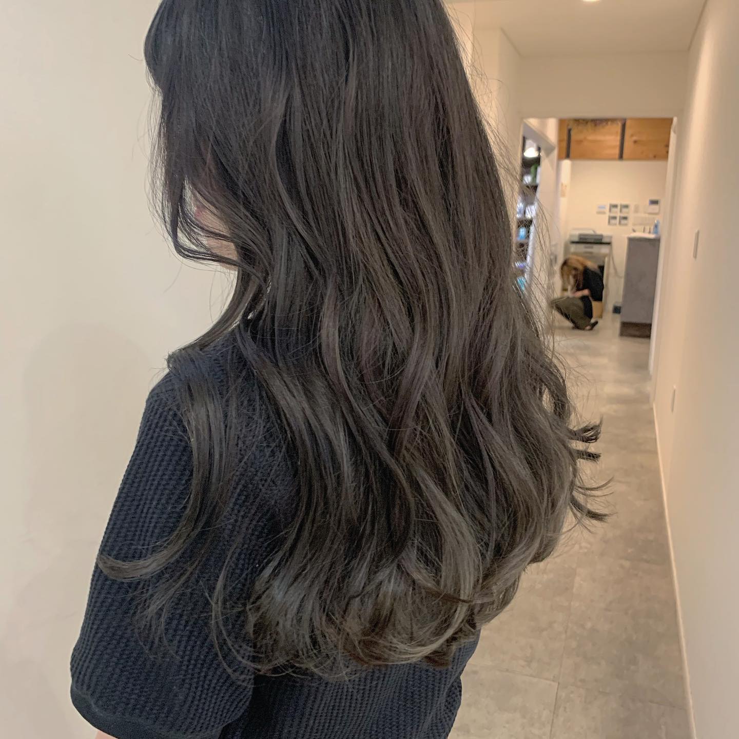 ハイライトをいれてグレージュカラー 公式 高崎市の美容室hearty ハーティー